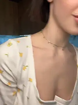 Snapshot of Camilla_Railian chatting on January 13, 7:10 pm Camilla Railian online show from January 13, 7:10 pm