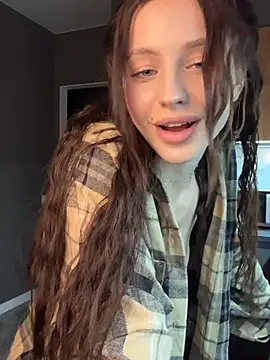 Snapshot of Camilla_Railian chatting on March 7, 6:54 pm Camilla Railian online show from March 7, 6:54 pm