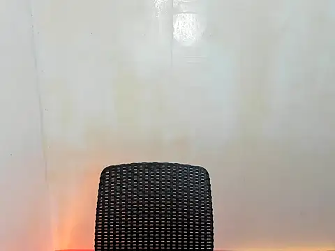 Snapshot of Suselyaa chatting on November 20, 9:53 am Suselyaa online show from November 20, 9:53 am