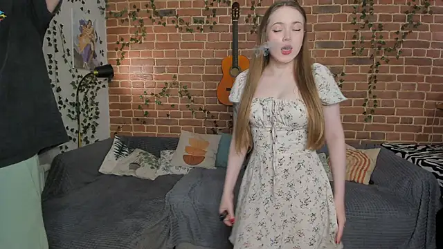 Snapshot of yamy_yamy_yamy chatting on November 30, 1:04 pm yamy yamy yamy online show from November 30, 1:04 pm