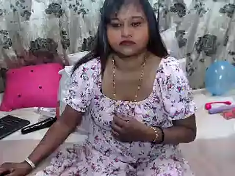 indian glitter online show from October 15, 9:09 am