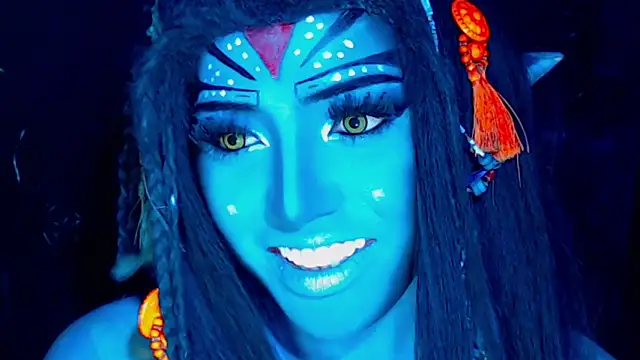 Snapshot of xPATRICIA_ARDEN_AVATAR chatting on February 21, 12:28 pm xPATRICIA ARDEN AVATAR online show from February 21, 12:28 pm