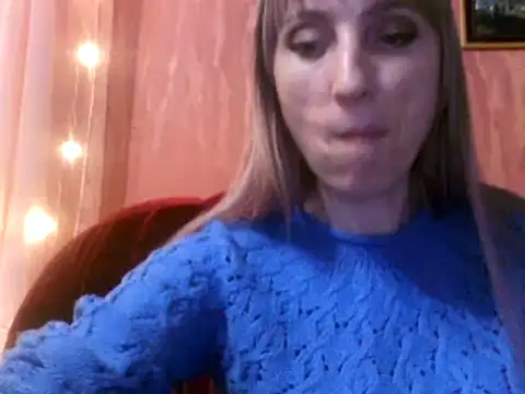 Snapshot of Biddy_Alana chatting on December 29, 3:57 pm Biddy Alana online show from December 29, 3:57 pm