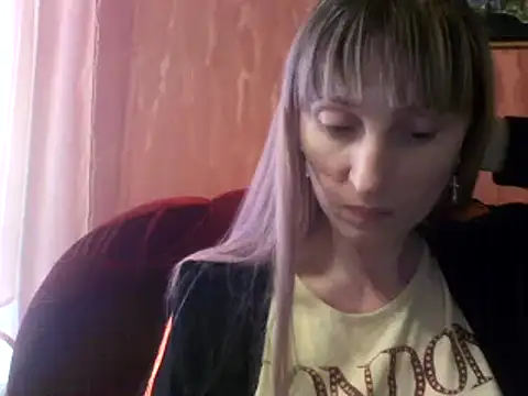 Snapshot of Biddy_Alana chatting on January 5, 11:37 am Biddy Alana online show from January 5, 11:37 am