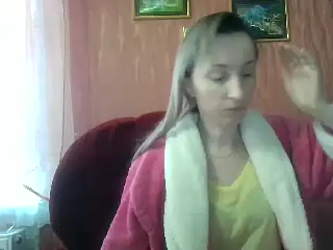 Snapshot of Biddy_Alana chatting on January 14, 7:59 am Biddy Alana online show from January 14, 7:59 am