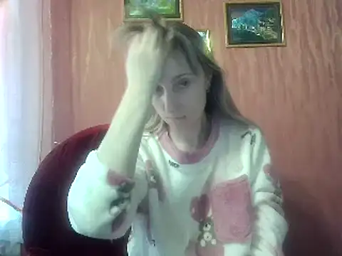 Snapshot of Biddy_Alana chatting on January 17, 9:49 am Biddy Alana online show from January 17, 9:49 am