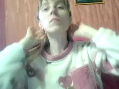 Snapshot of Biddy_Alana chatting on February 3, 7:18 am Biddy Alana online show from February 3, 7:18 am