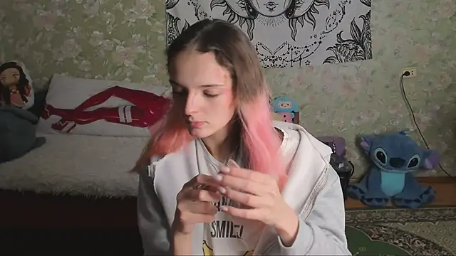 Cutie Adelia online show from November 11, 11:21 am