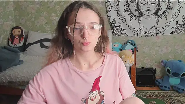 Cutie Adelia online show from May 24, 12:10 pm