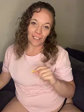 AuroraSummers online show from March 20, 12:30 am