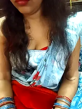 Snapshot of Diya_143 chatting on February 11, 5:56 am Diya 143 online show from February 11, 5:56 am