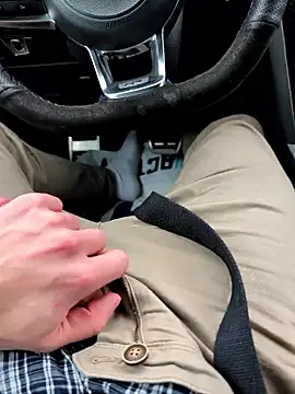 Snapshot of jungerbummser23 chatting on January 12, 1:49 pm jungerbummser23 online show from January 12, 1:49 pm