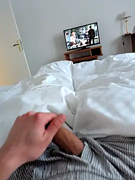 Snapshot of jungerbummser23 chatting on March 2, 3:41 pm jungerbummser23 online show from March 2, 3:41 pm