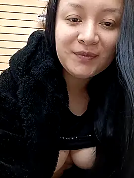 Arisha34 online show from April 12, 6:35 pm