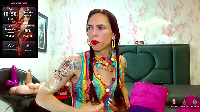 Snapshot of VanessaWolf chatting on November 25, 4:18 pm VanessaWolf online show from November 25, 4:18 pm