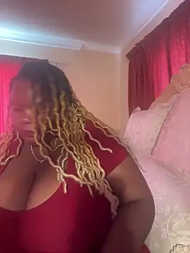 Snapshot of Michyboldy chatting on March 4, 5:00 am Michyboldy online show from March 4, 5:00 am