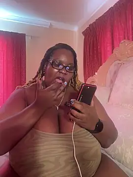 Snapshot of Michyboldy chatting on March 6, 5:14 am Michyboldy online show from March 6, 5:14 am