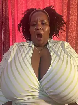 Snapshot of Michyboldy chatting on September 29, 6:40 am Michyboldy online show from September 29, 6:40 am