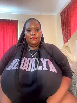 Snapshot of Michyboldy chatting on November 3, 9:10 am Michyboldy online show from November 3, 9:10 am