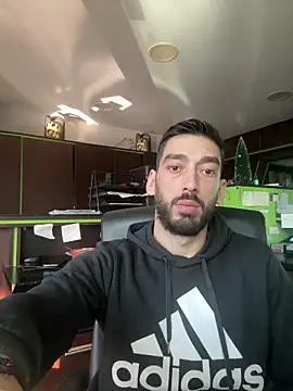 Snapshot of dk2995 chatting on January 3, 9:25 am dk2995 online show from January 3, 9:25 am