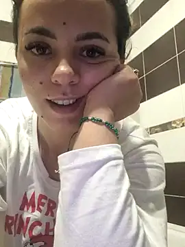 PlayfulElla online show from December 21, 3:08 pm