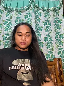 bettina love online show from April 10, 12:32 pm