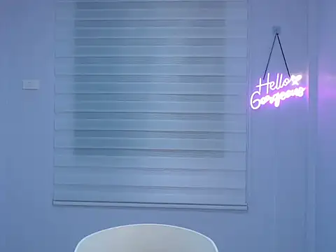 Snapshot of Miss_Ivanawolf chatting on December 22, 2:16 pm Miss Ivanawolf online show from December 22, 2:16 pm