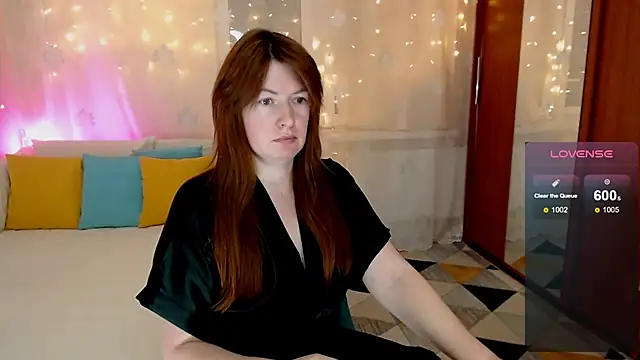 Snapshot of Kira_land chatting on January 7, 7:38 pm Kira land online show from January 7, 7:38 pm