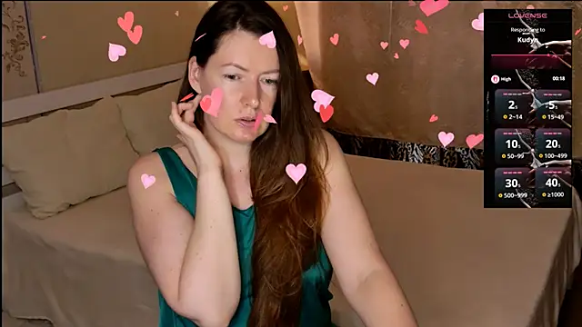 Snapshot of Kira_land chatting on August 7, 3:36 pm Kira land online show from August 7, 3:36 pm