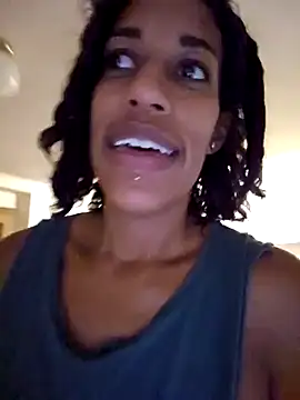 Goldenlace online show from December 19, 8:13 am