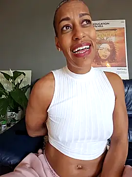 Goldenlace online show from April 7, 9:21 am