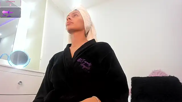 karlyn angels online show from February 12, 6:36 pm