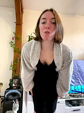 Daisy Michto Officiel online show from December 3, 9:00 am