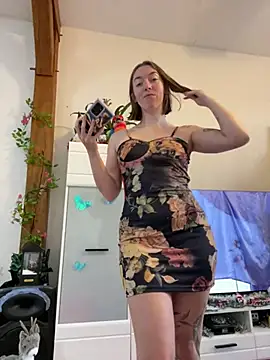 Daisy Michto Officiel online show from December 10, 9:44 am