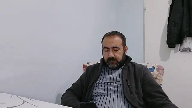 Snapshot of ZYXEL353 chatting on January 9, 10:22 pm ZYXEL353 online show from January 9, 10:22 pm