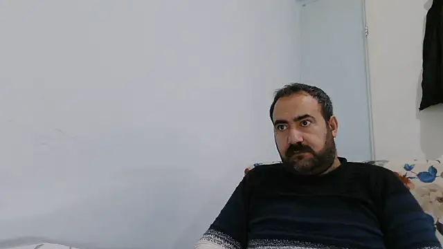 Snapshot of ZYXEL353 chatting on February 1, 8:46 am ZYXEL353 online show from February 1, 8:46 am