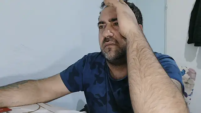 Snapshot of ZYXEL353 chatting on February 11, 10:48 pm ZYXEL353 online show from February 11, 10:48 pm