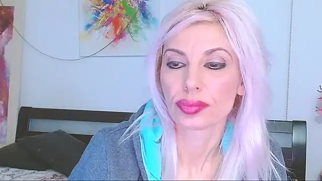 HoneyLara online show from February 19, 2:44 am