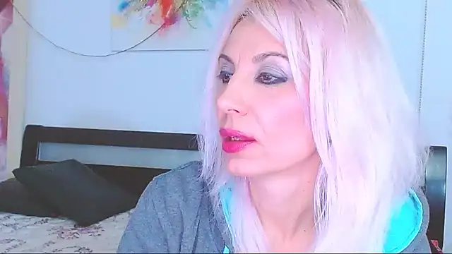 HoneyLara online show from February 22, 3:12 am