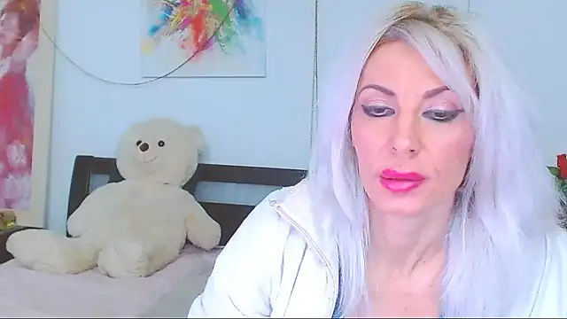 HoneyLara online show from February 14, 7:21 pm