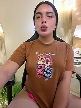 HotstuffCherrySummer online show from February 24, 6:27 am