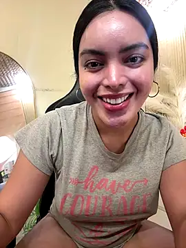 HotstuffCherrySummer online show from December 15, 8:07 am