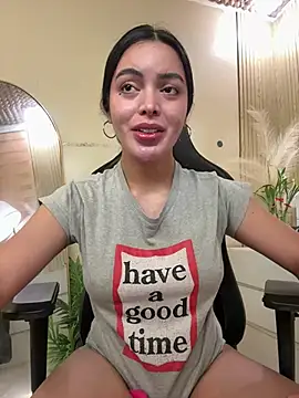 HotstuffCherrySummer online show from March 30, 11:11 am