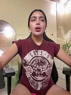 HotstuffCherrySummer online show from April 14, 10:32 am