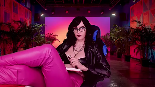 Snapshot of RoseBlooom chatting on October 16, 3:51 am RoseBlooom online show from October 16, 3:51 am