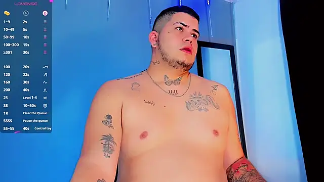 Snapshot of Thomas_chubbyxhot chatting on December 28, 2:53 pm Thomas chubbyxhot online show from December 28, 2:53 pm