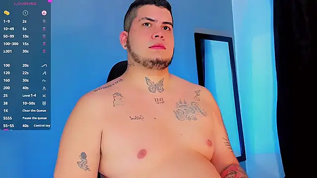 Snapshot of Thomas_chubbyxhot chatting on January 8, 2:35 pm Thomas chubbyxhot online show from January 8, 2:35 pm