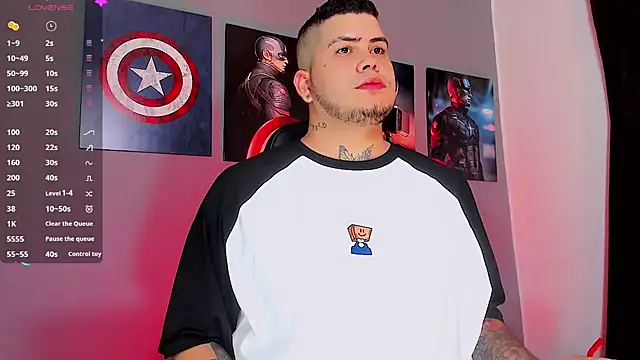 Snapshot of Thomas_chubbyxhot chatting on January 26, 1:31 am Thomas chubbyxhot online show from January 26, 1:31 am