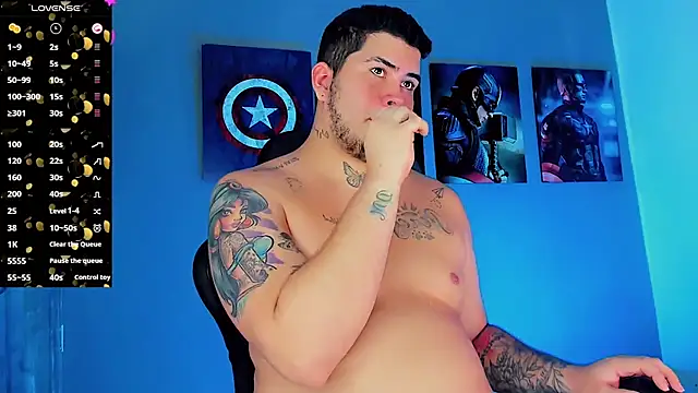 Snapshot of Thomas_chubbyxhot chatting on March 8, 9:18 pm Thomas chubbyxhot online show from March 8, 9:18 pm