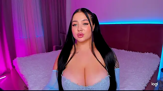 Snapshot of KylieLips chatting on February 7, 6:24 pm KylieLips online show from February 7, 6:24 pm